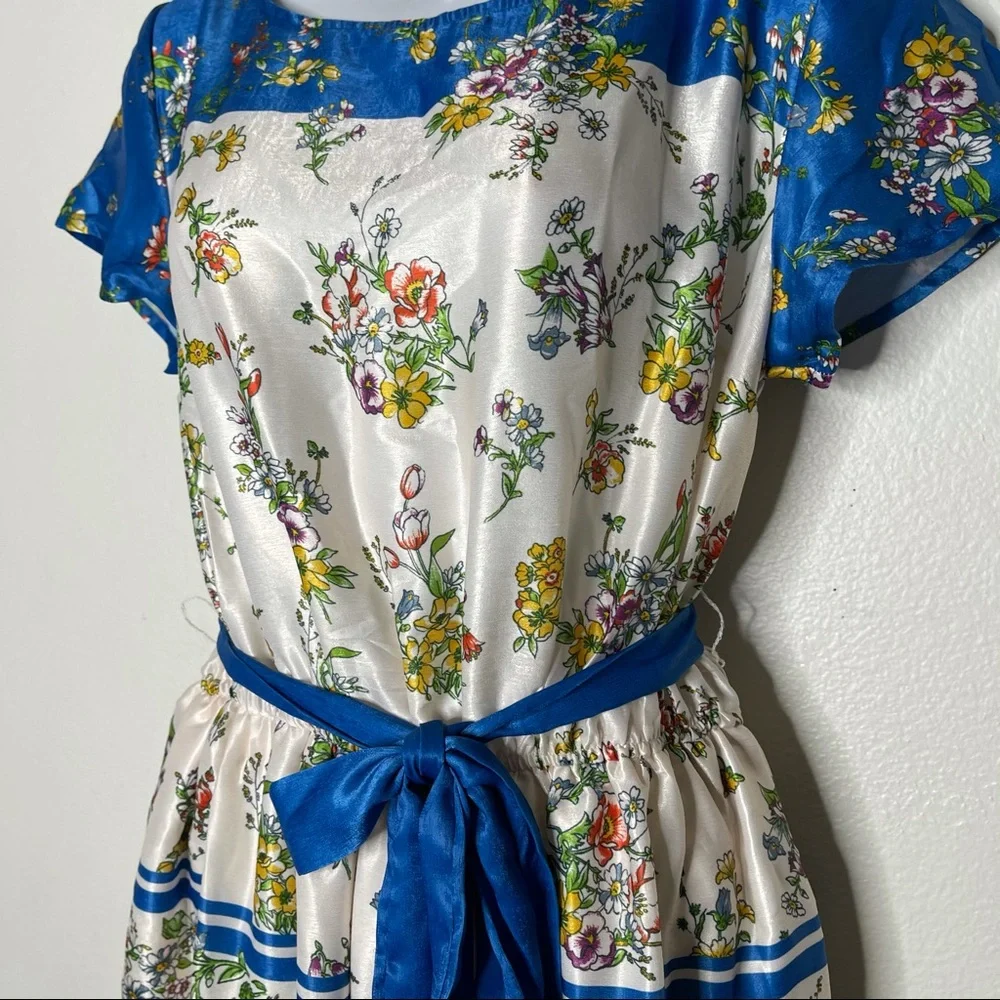 ModCloth Sunlit Reverie Floral Dress Size Medium - Picture 6 of 7